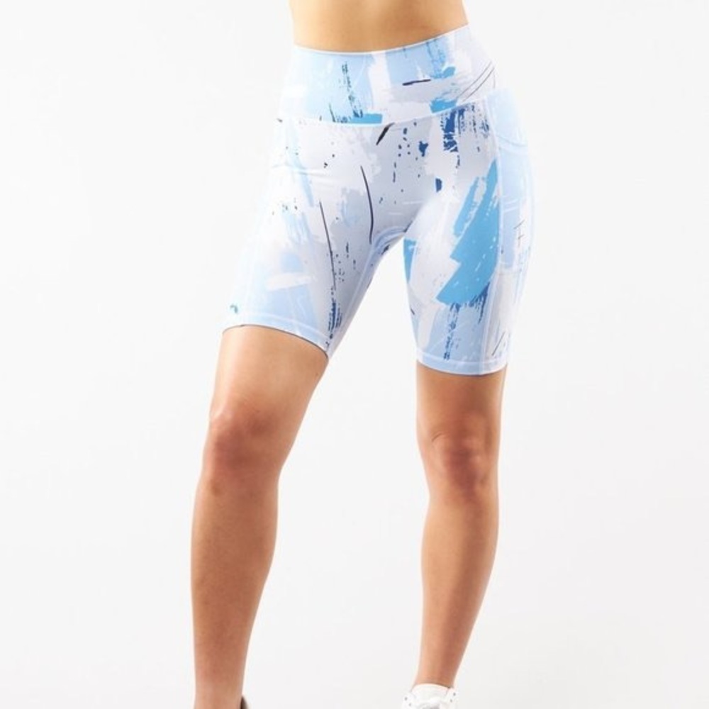 BuffBunny Limitless Avant Ice Athletic Biker Shorts Side Pocket Compression XS